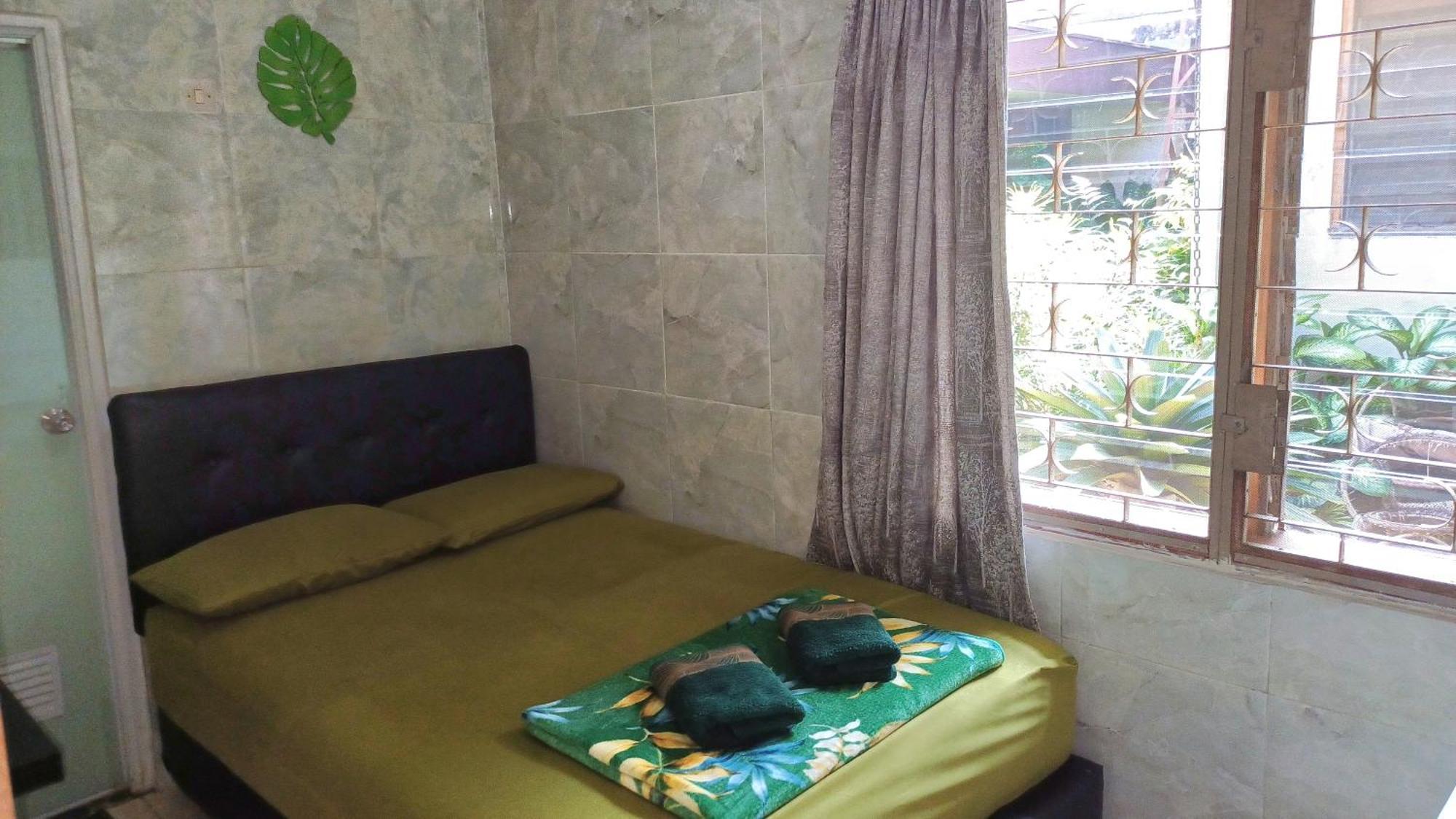 Gio Guesthouse Bogor Exterior photo
